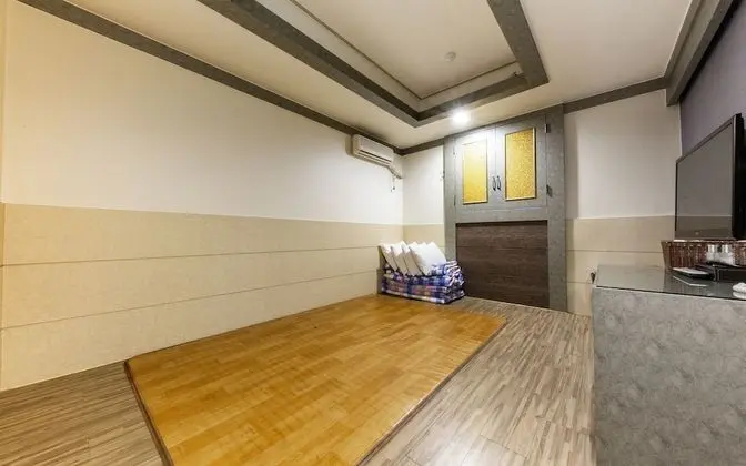 Oda (Korean-style room (hot spring water a)