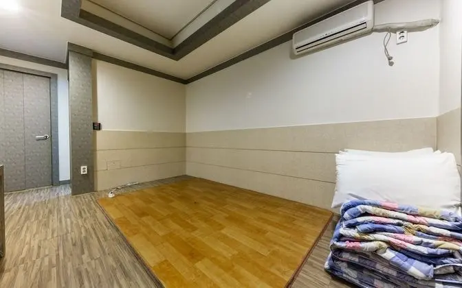 Oda (Korean-style room (hot spring water a)