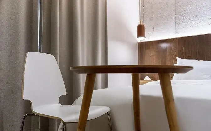 Oda (Body Friend Room (Netflix available))