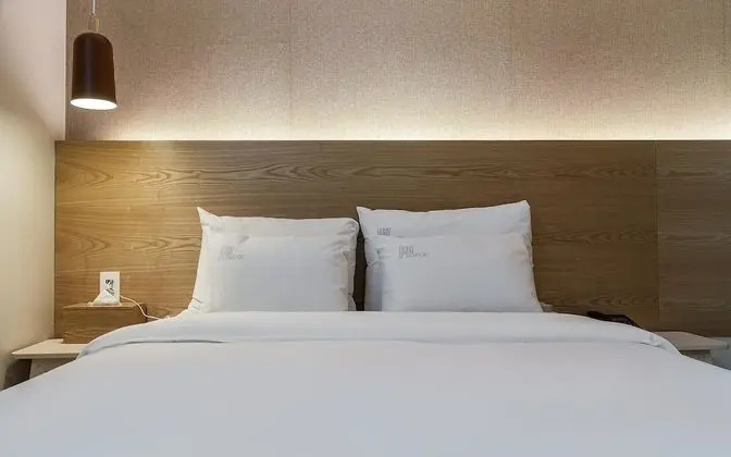 Oda (Standard (Netflix Available))