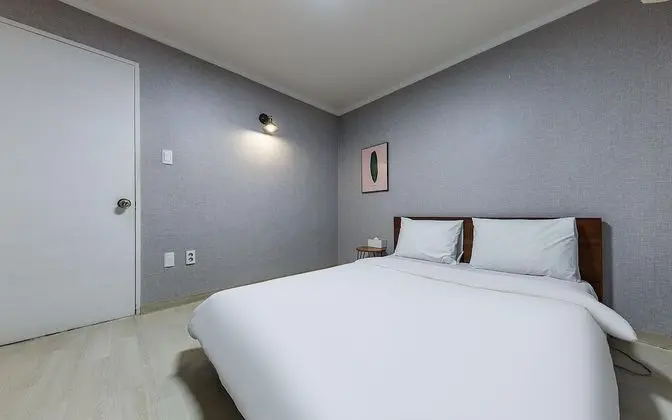 Oda (Single room for one person (no consec)