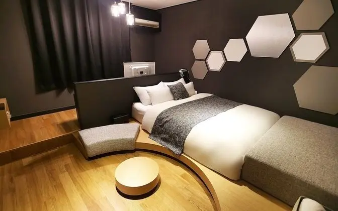 Oda (Premium (natural hot spring water))