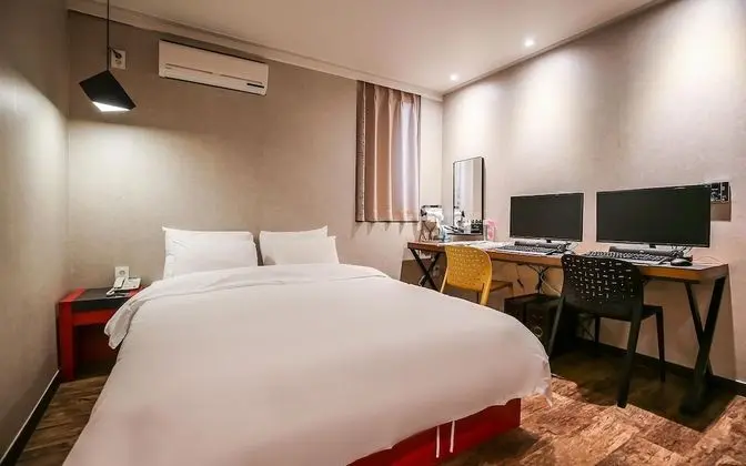 Oda (Special couple PC (Netflix high-end P)