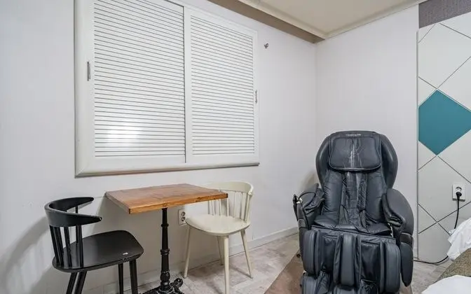 Oda (Semi-special room (65 inch TV single )