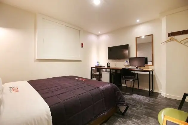 Oda (Non-smoking room (Netflix available))