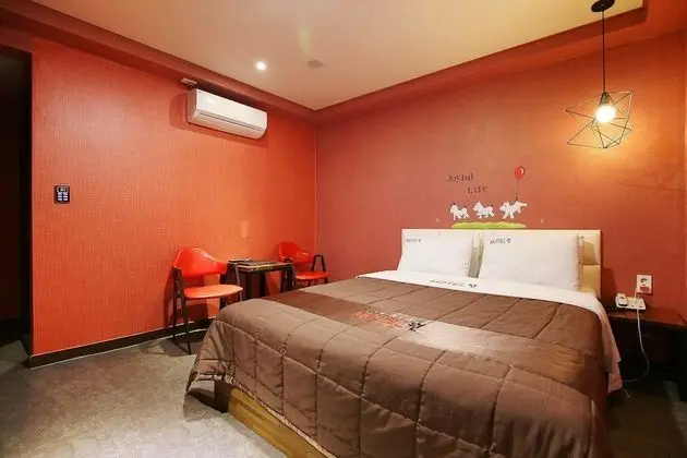 Oda (Non-smoking room (Netflix available))