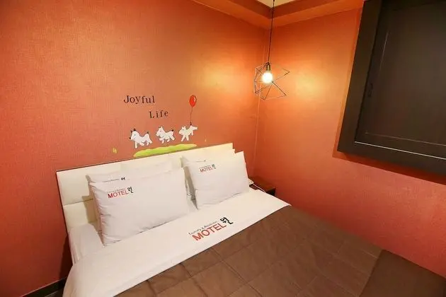 Oda (Non-smoking room (Netflix available))