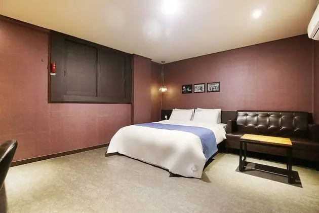 Oda (Special Room (Netflix))