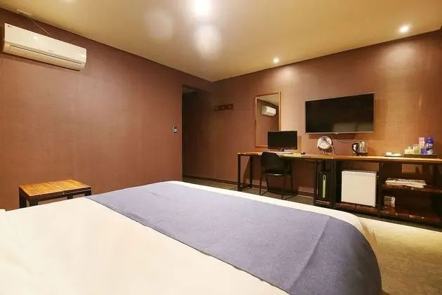 Oda (Special Room (Netflix))