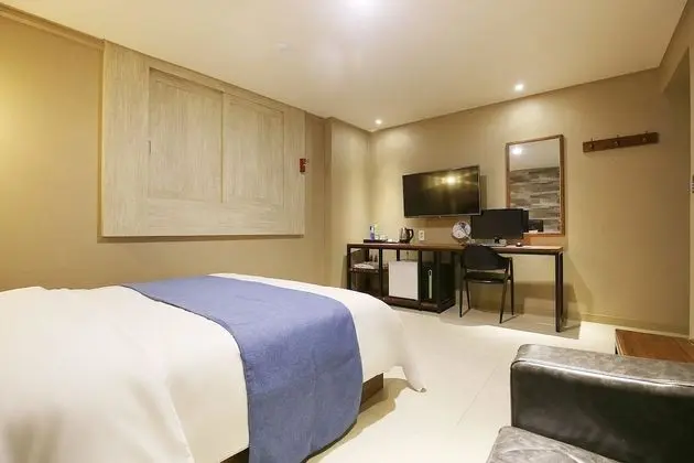 Oda (Special Room (Netflix))