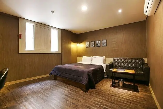 Oda (Special Room (Netflix))