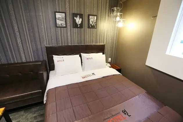 Oda (Special Room (Netflix))