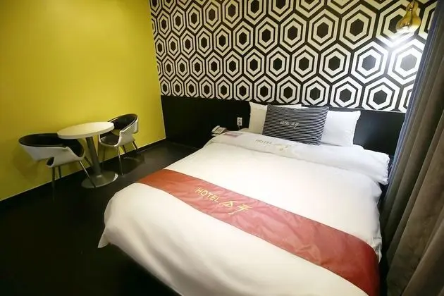 Oda (Standard (Netflix))