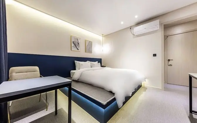 Oda (Dreaming Loft (Netflix Available TV))