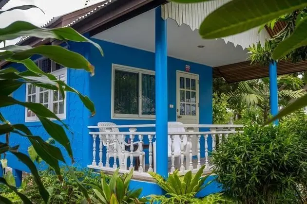 Bungalow, Garden View