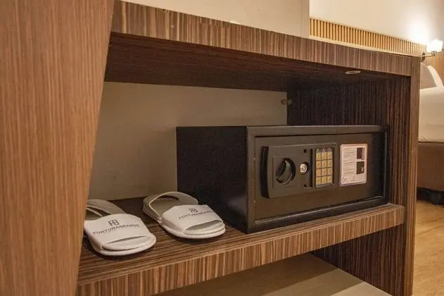 Deluxe Tek Büyük veya İki Ayrı Yataklı Oda