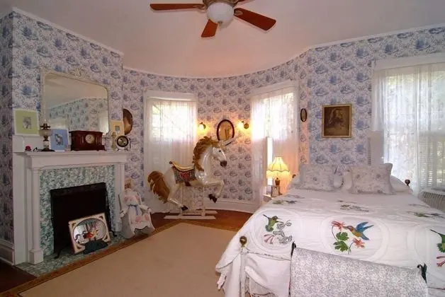 Carousel Horse Room