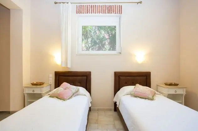 Deluxe Villa