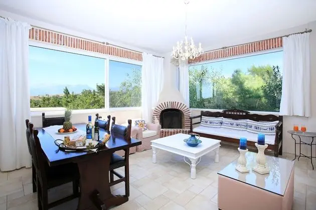 Deluxe Villa