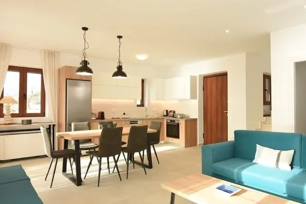 Villa, 5 Yatak Odası, Engellilere Uygun, Balkon
