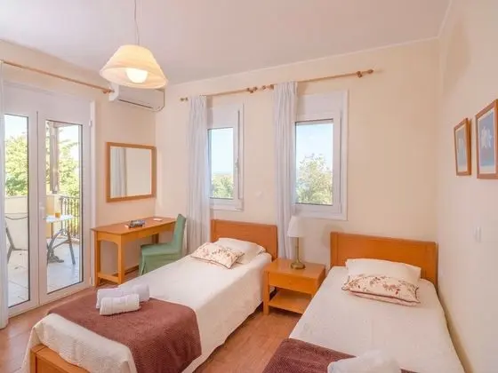 Family Villa, 4 Yatak Odası, Kişiye Özel Havuzlu, Deniz Manzaralı