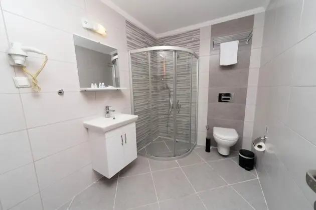 Standart Oda, Kısmi Deniz Manzaralı, Balkonlu