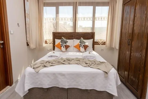 Standart Oda, Sokak Manzaralı