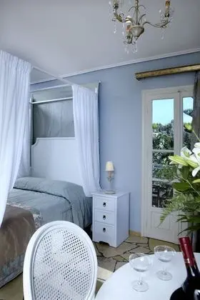 Stüdyo, Deniz Manzaralı
