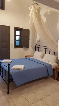 Stüdyo, Deniz Manzaralı (4 Adults)