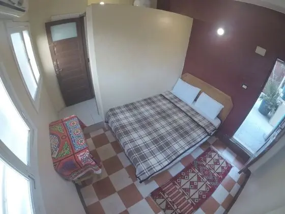 Tek Kişilik Oda, Ortak Banyo