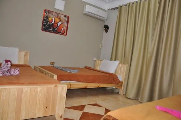 Üç Kişilik Oda