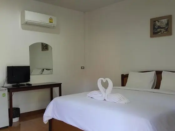 Deluxe Double Bed