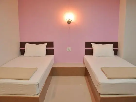 Standard Twin Bed