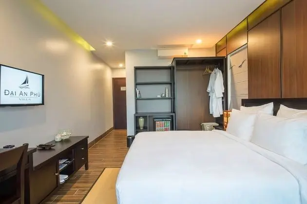 Deluxe Tek Büyük Yataklı Oda, 1 En Büyük (King) Boy Yatak, Balkon, Havuz Kenarı