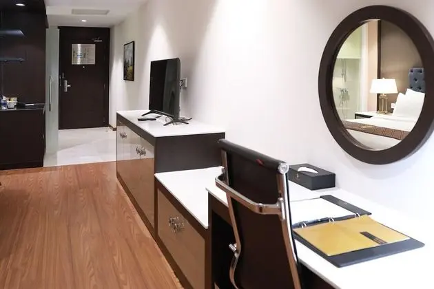 Deluxe Tek Büyük Yataklı Oda