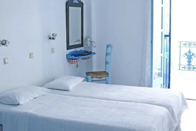 Tek Büyük veya İki Ayrı Yataklı Oda, Deniz Manzaralı