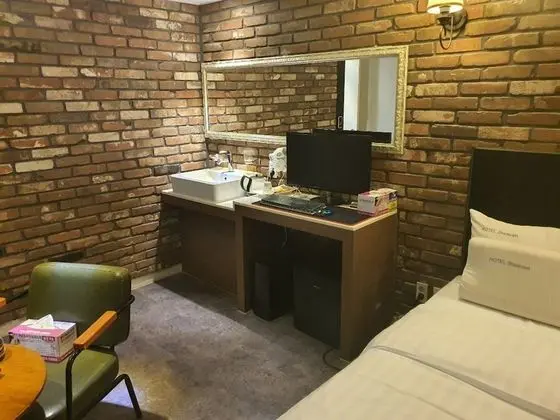 Deluxe Oda (Massage Chair)