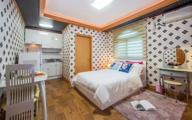 Tek Büyük Yataklı Oda