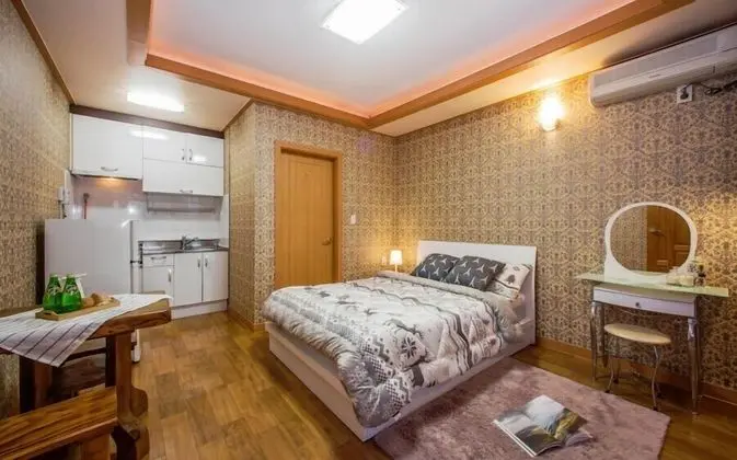 Tek Büyük Yataklı Oda