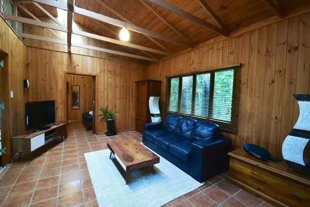 Romantic Kır Evi, 1 Büyük (Queen) Boy Yatak, Nehir Manzaralı, Dağ Yamacı