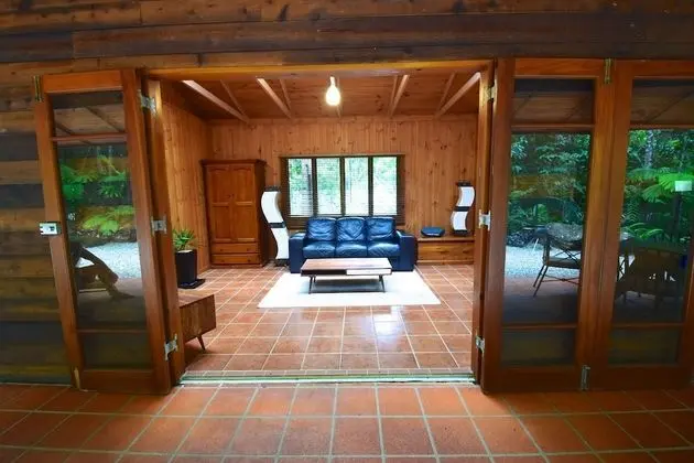 Romantic Kır Evi, 1 Büyük (Queen) Boy Yatak, Nehir Manzaralı, Dağ Yamacı