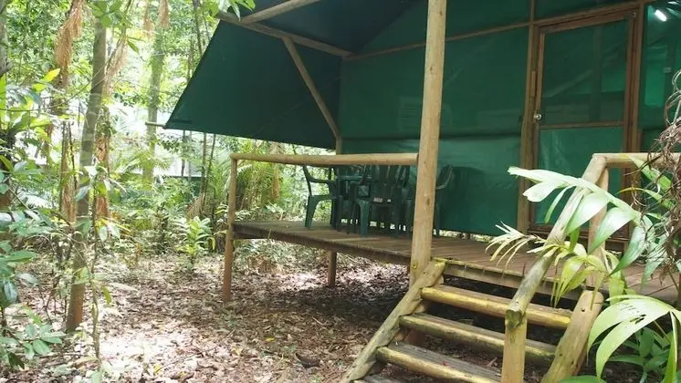 Family Oda (Safari Hut)