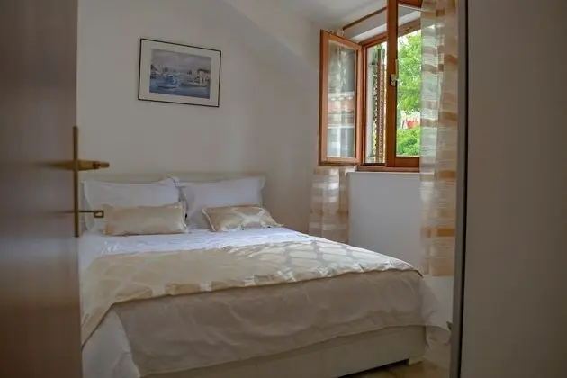Apart Daire (Daira - great location - A3(4))