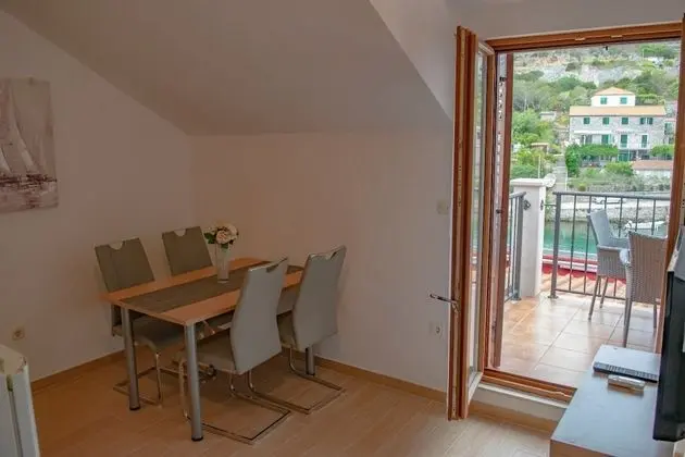 Apart Daire (Daira - great location - A3(4))