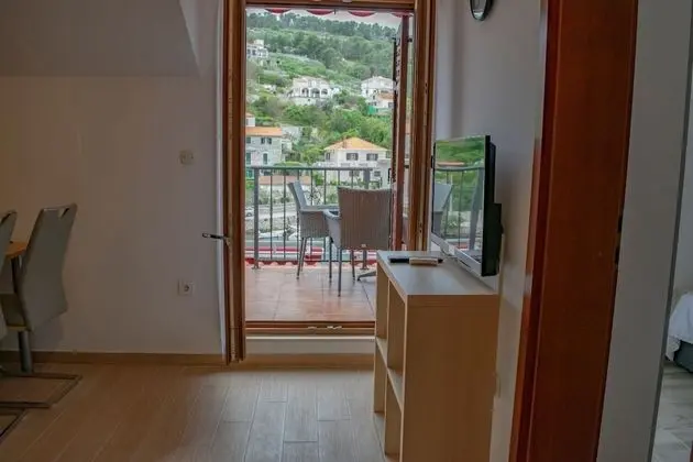 Apart Daire (Daira - great location - A3(4))