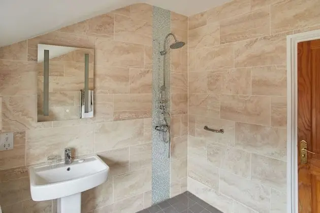 İki Ayrı Yataklı Oda, Engellilere Uygun (Disabled Access)