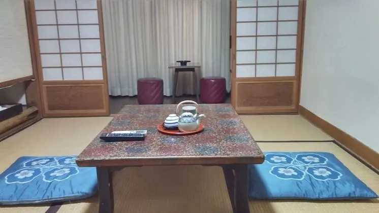 Traditional Oda, Sigara İçilmez (Japanese Style, 3 People)