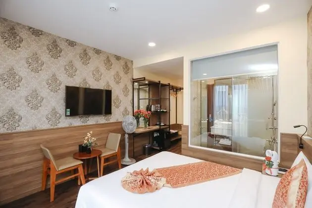 Deluxe Tek Büyük Yataklı Oda