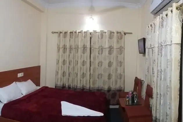 Deluxe Dört Kişilik Oda