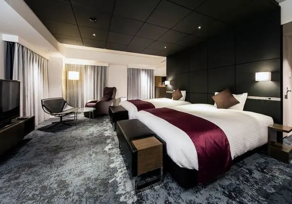 Üç Kişilik Oda, Sigara İçilmez (Two semi-double beds + Extra Bed)